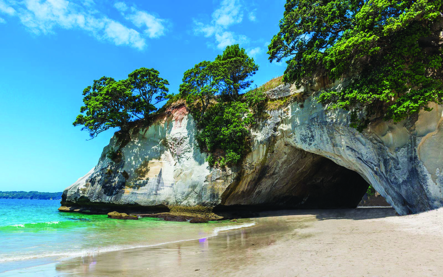 Te Whanganui-A-Hei (Cathedral Cove) Marine Reserve in Coromandel ...