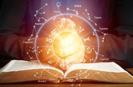 April 2024 Horoscope by Astrologer Munisha Khatwani